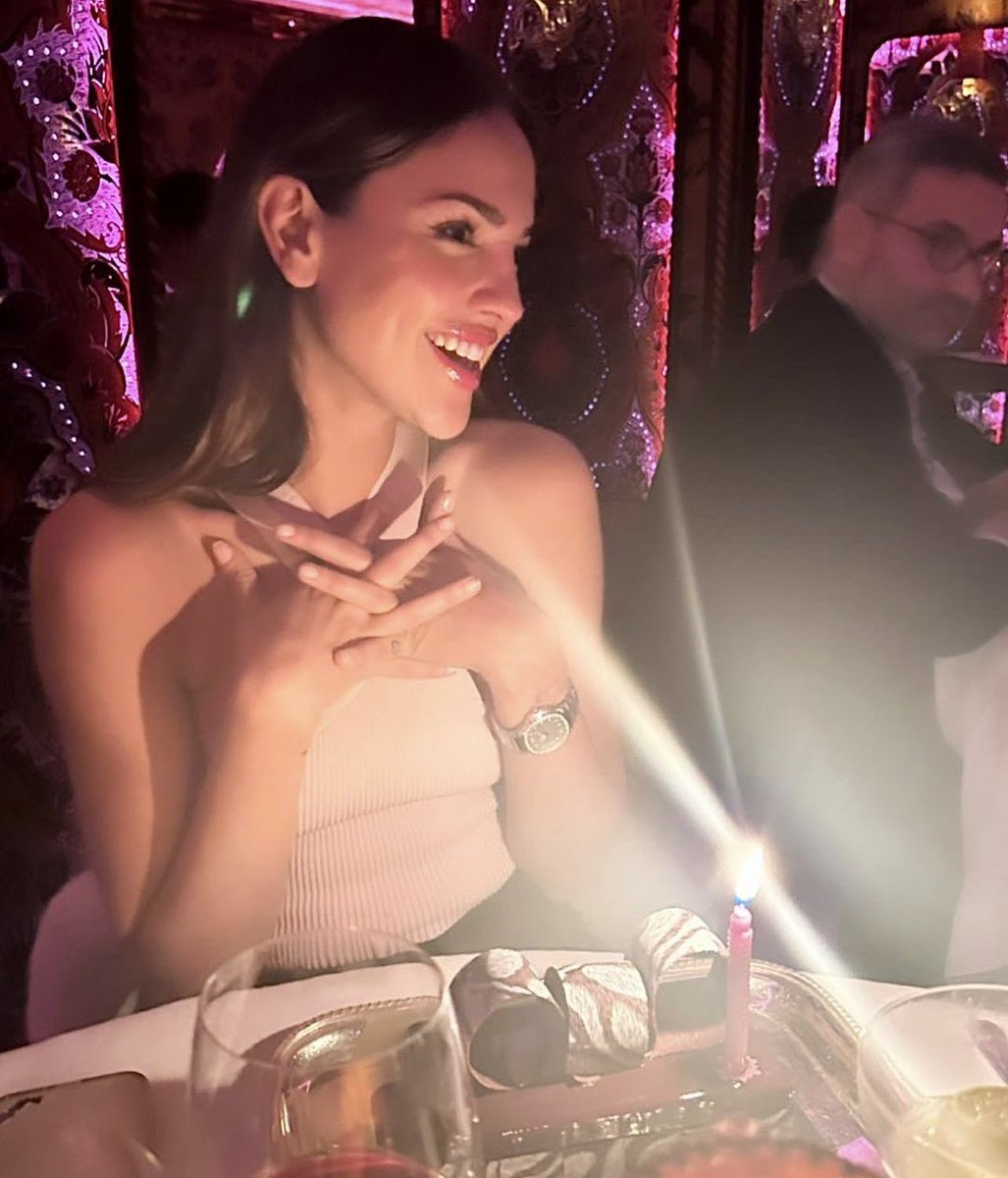 Happy birthday eiza gonzalez <3 