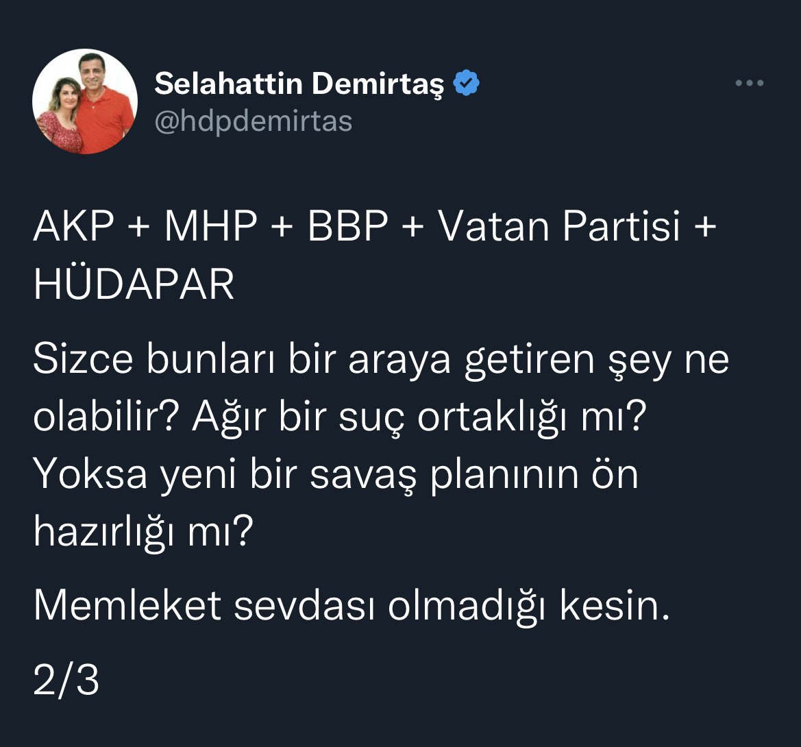 elonue's tweet photo. Yasinin başını ezdiniz + 16 yerinden bıçakladınız+ Balkondan aşağı attınız+ Üzerinden arabayla geçtiniz+ Sizin memleket sevdanız= Yasinin ölmekten yorgun bedenidir. https://t.co/niNZwamjVJ