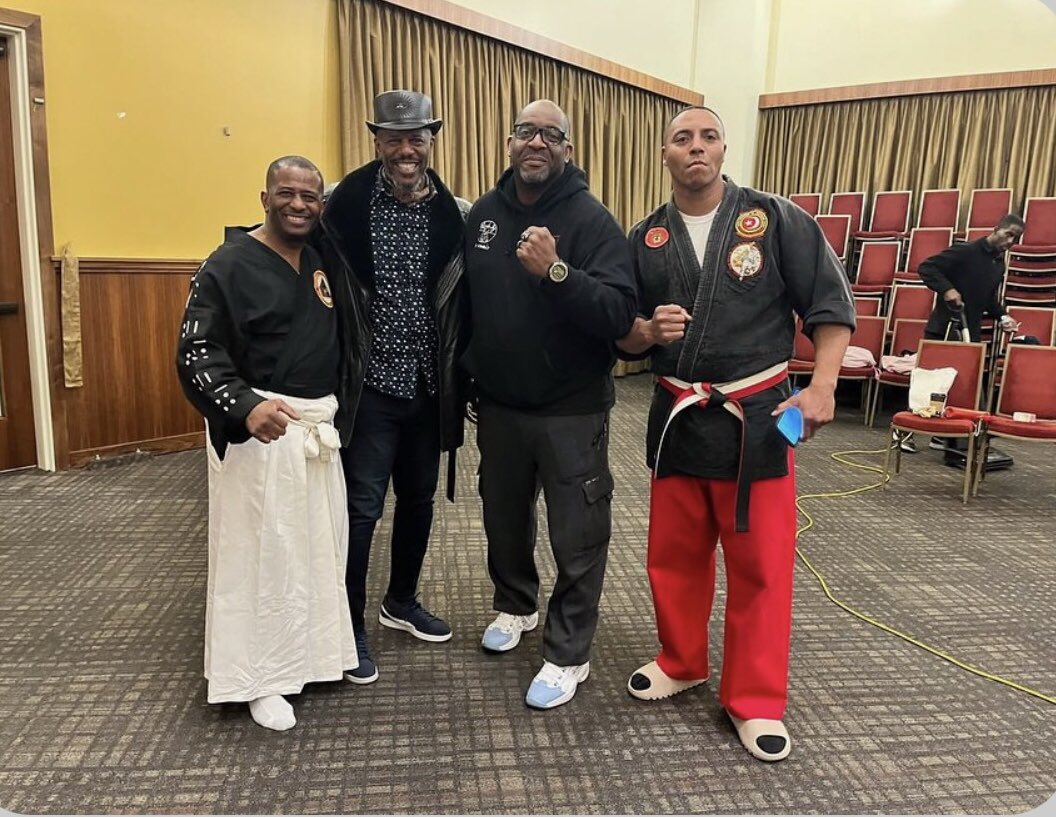 My Sanuces Family - with Grandmaster Anthony, Muhammad. 🎯 no one shall be a victim under our watchful eye in our training. We come in peace but are prepare to leave you in pieces.#360kombat #warriors #warrior #urban #streetwarriors #streetsoldiers #sanucesryu #jujitsu #juijuitsu