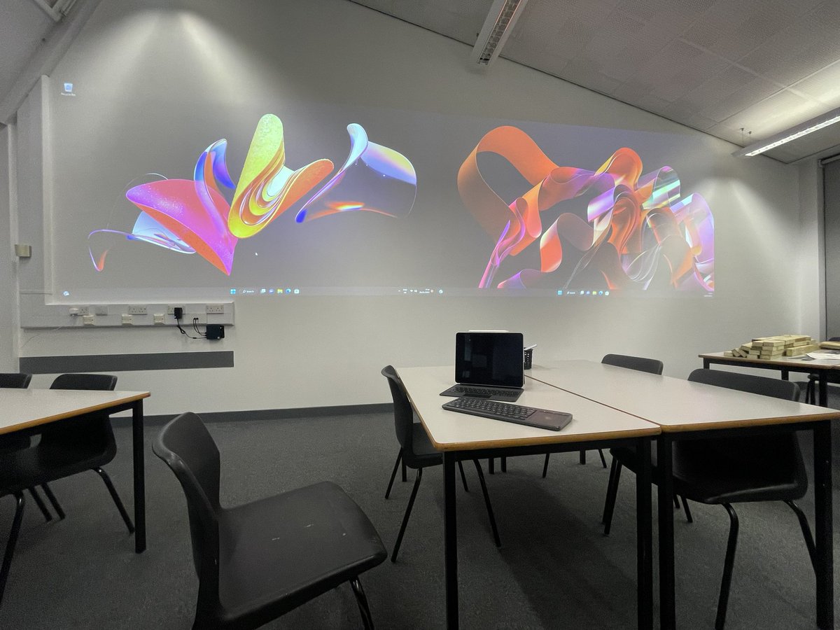 Education_IT's tweet photo. Bit of weekend work.. 22 feet of #Digital #Teaching space which will #Engage & #Inspire @HoylandCommonPS @hcacademytrust #EduIT #ClassroomIT #TeachingTools #MultiPlatform #JobPride https://t.co/kgDkv6JAnb
