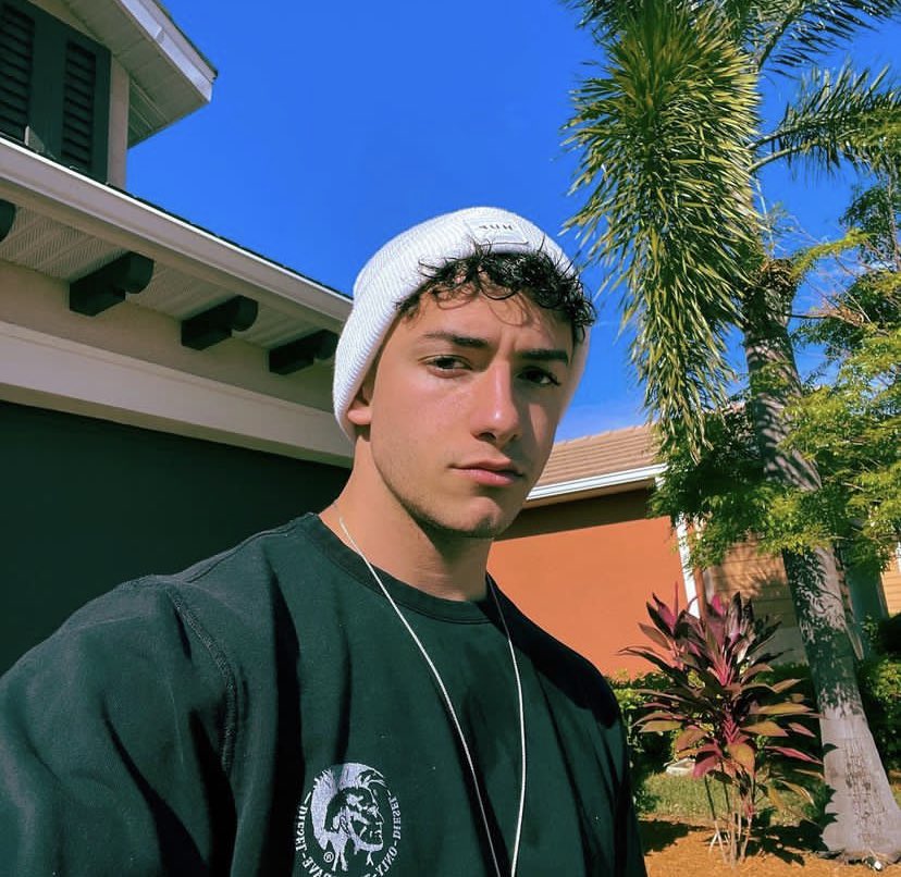 Acun abim Survivor izleyeceğimi mi düşünüyorsan evet haklısın✍🏻 #Survivor