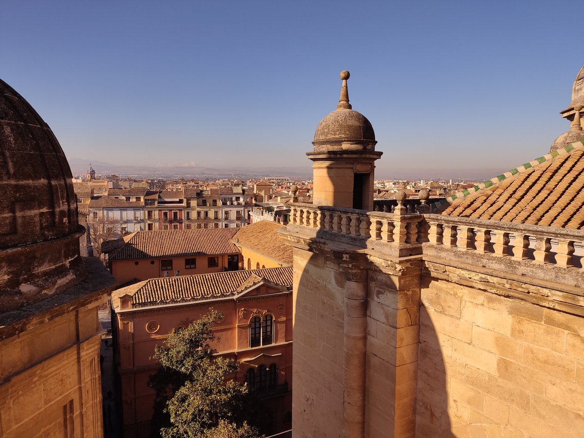 Granada siempre te sorprende. Vivimos en una ciudad increíblemente rica y no siempre somos conscientes de ello.

Disfrutemos más de ella, de su historia y patrimonio.

#Granada #Historia #Patrimonio #Arte