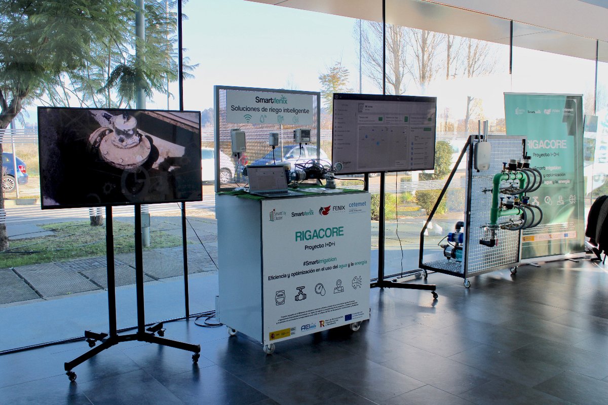 SmartfenixE's tweet photo. @iotsens @AgroAir_Tech @deivilozano @fcodepaulaalgar @aguasdecordoba @cetemet @AntonioHurtado @Rabanales21 📸 ¿Qué preparamos para presentar #RIGACORE? Os dejamos algunas imágenes más de la jornada del pasado viernes, que nos hace empezar la semana con una gran sonrisa. (2/2) https://t.co/bKWbPUg2e3