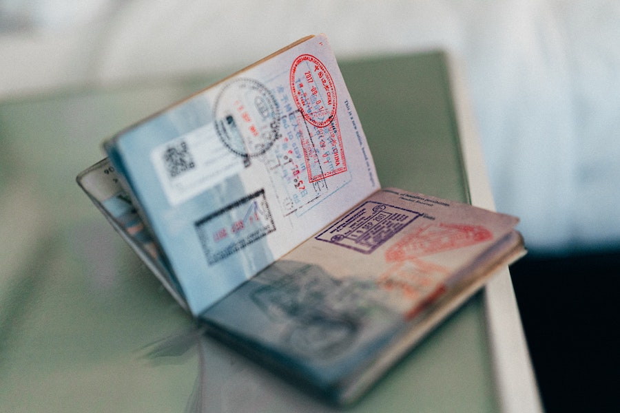 Monarch_Co's tweet photo. A second citizenship can offer businessmen many valuable benefits, including visa-free travel to between 65-80% of the world depending on which program they choose to invest in. #monarch_co #secondcitizenship https://t.co/qQ6Sjk6vmI