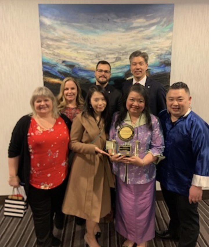 Members of Regional Office celebrating Lunar New Year🧧with our “special guest” - the JD Power award! #BCYLunarNewYear #BMO #bestteaminbanking #CNY2023