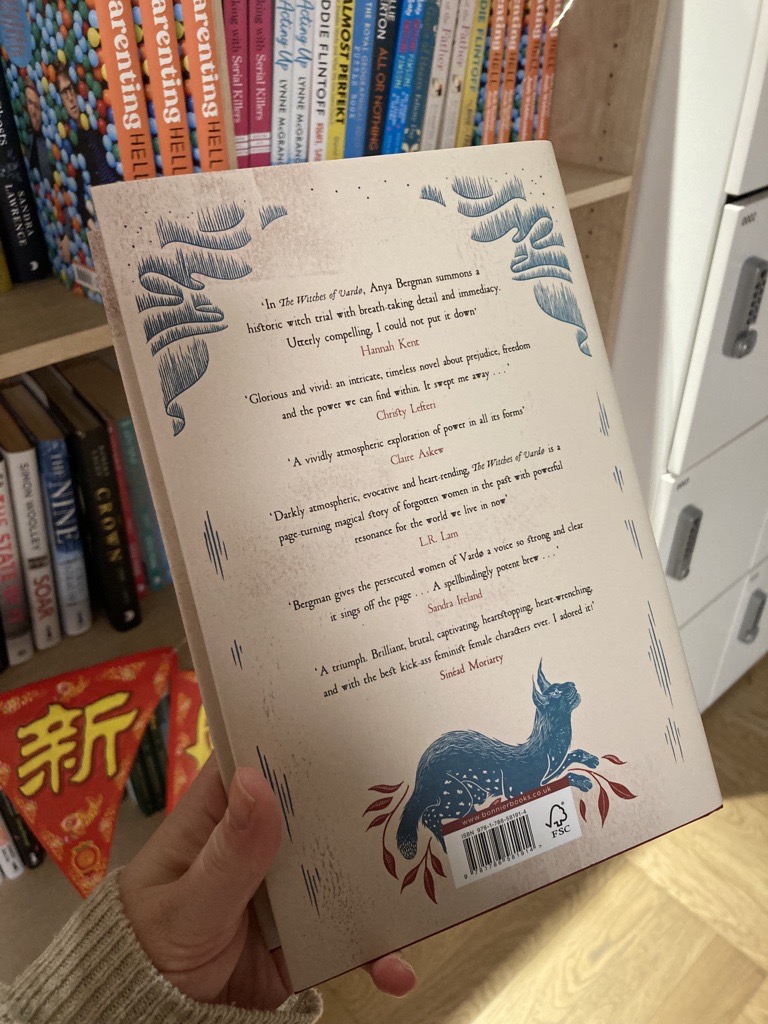 ZaffreBooks's tweet photo. We've nearly made it to the end of January! 🙌

To combat your winter blues, we have a gorgeous hardback copy of #TheWitchesOfVardo to #giveaway! All you have to do is RT and follow to enter. ❄️

UK only. Closes on Sunday 05/02 at midnight. #competition #win https://t.co/7vml805HCR