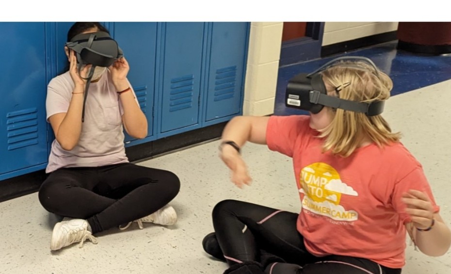 WestChesterASD's tweet photo. In collaboration with #WCASD tech staff, teachers, & the school librarian, @PeircePride students got a unique view of the world during their World Geography classes π
While we can't quite see it, these Virtual Reality headsets brought the lessons to life! #WCASDEducates https://t.co/WvIPHVcSEl