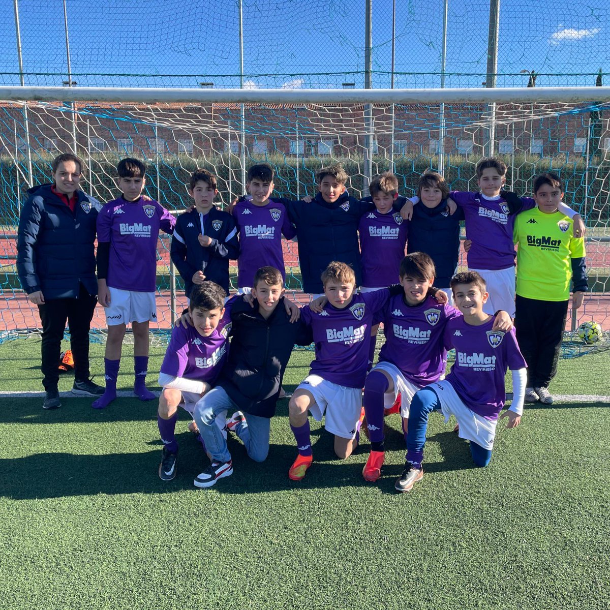 C.D. Guadalajara - Cantera (@cdg_cantera) on Twitter photo 𝗥𝗘𝗦𝗨𝗟𝗧𝗔𝗗𝗢𝗦 𝗖𝗔𝗡𝗧𝗘𝗥𝗔 𝗠𝗢𝗥𝗔𝗗𝗔⚽️
📅 Fin de semana del 28/29 de enero
❌Derrota del Alevín Stevens (<a href="/Stevenbarreto/">Steven Barreto</a>) ante el C.D. Azuqueca
#AúpaDépor 💜 #CanteraMorada 𝗥𝗘𝗦𝗨𝗟𝗧𝗔𝗗𝗢𝗦 𝗖𝗔𝗡𝗧𝗘𝗥𝗔 𝗠𝗢𝗥𝗔𝗗𝗔⚽️
📅 Fin de semana del 28/29 de enero
❌Derrota del Alevín Stevens (<a href="/Stevenbarreto/">Steven Barreto</a>) ante el C.D. Azuqueca
#AúpaDépor 💜 #CanteraMorada