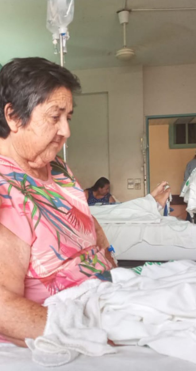 🚨🚨¡URGENTE!🚨🚨

Arminda Espinoza, madre de una amiga y paciente en Hospital de Itaugua con CIN°: 684378 necesita Sangre de cualquier tipo e insumos para su cirugia.

Desde ya, muchas gracias a todos los q RT y puedan ayudarle.