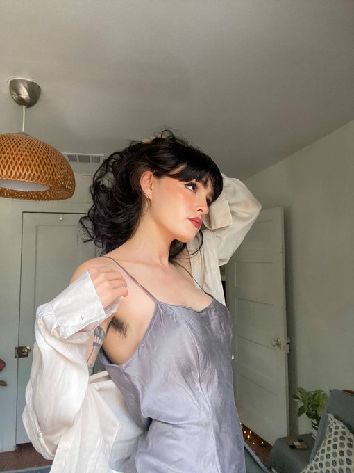 have you seen @littlehollybeth ?😍 https://t.co/vA5rbmbJpv<a class="tags" href="/tag/littlehollybeth">@littlehollybeth</a>