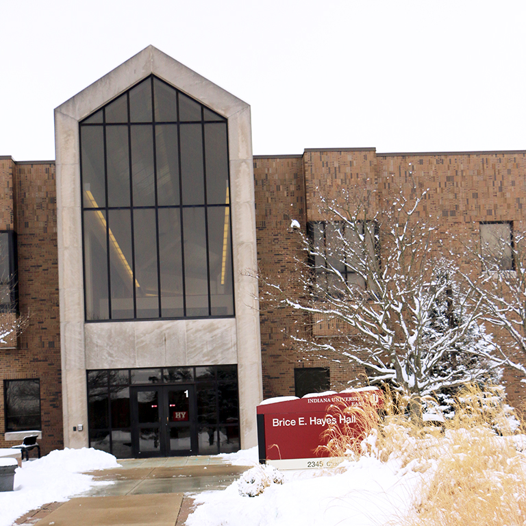 iueast's tweet image. Congratulations to IU East students named to the Dean's &amp;amp; Chancellor's lists for the fall 2022 semester. 👏The lists recognize full-time undergraduates with outstanding academic achievement. #iueast
Chancellor's List: go.iu.edu/4M2k
Dean's List: go.iu.edu/4M2j