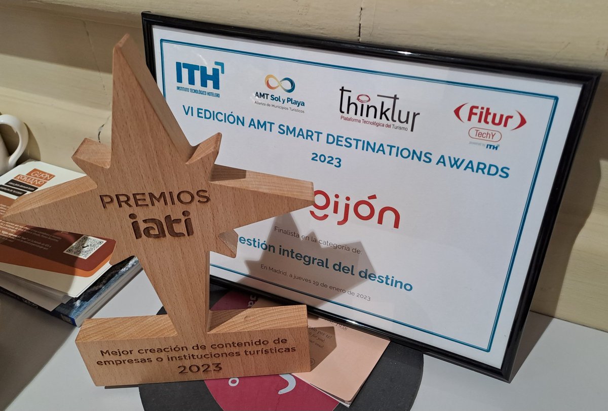 Nadie es profeta en su tierra y hace falta salir fuera para tener reconocimiento. Hoy me he dado cuenta de esto al ver los premios otorgados en #FITUR a <a href="/GijonTurisProf/">Visita Gijón - Profesional</a> por entre otras cosas la campaña de #Gijonomía a la que seguiremos dando valor, el valor de #Gijón #Xixón