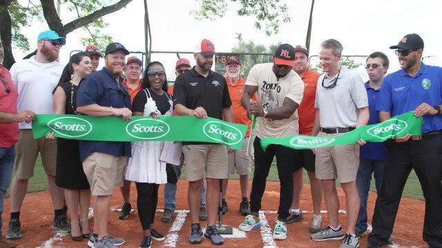 Last year, I had the pleasure of opening a beautifully refurbished field in Miami Lakes, FL, with @Scottslawn and <a href="/MLB/">MLB</a> as part of the 2022 Scotts Field Refurbishment program. The 2023 grant program application is now live! Check out the details here: mlb.com/sponsorship/sc…
