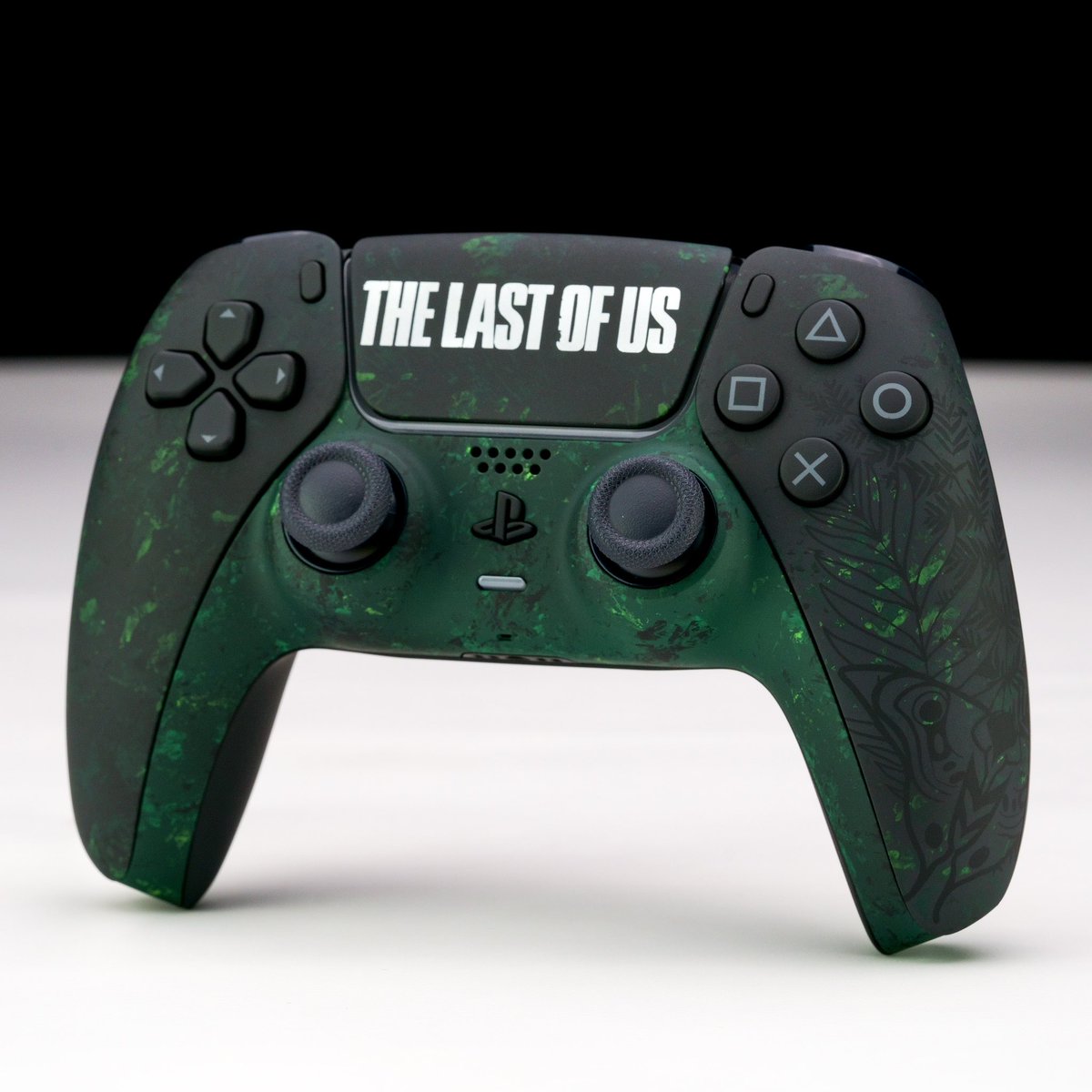 Do you think Joel would approve of this The Last of Us PS5 Controller? #TheLastOfUs