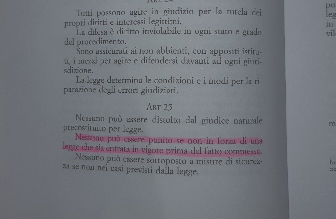 franchinlinda_'s tweet photo. #Art25 Costituzione Italiana "nessuno può essere punito se non in forza di una legge che sia entrata in vigore prima del fatto commesso" Motivazioni della figc alquanto infondante in quanto non esista una legge #Juventus #FIGCMAFIA #motivazioni #disdettaDAZN #DisdetteDaznSky https://t.co/5eXD6VItxL
