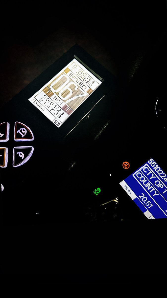 KentPoliceRoads's tweet photo. This vehicle sped alongside our unmarked traffic car on #BluebellHill towards #Chatham. Average speed recorded 67mph in 40mph. The driver also failed to notice his rear number plate was completely unreadable. Reported for all offences and ticket issued. #Fatal4 @KentPoliceMed DC https://t.co/aVpNzdf6kP