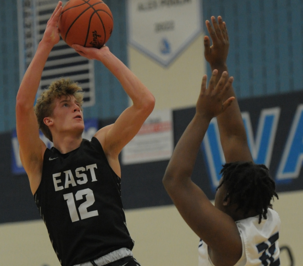 Oakland County boys basketball top 10 rankings for week of Jan. 30 bit.ly/3Dtr706