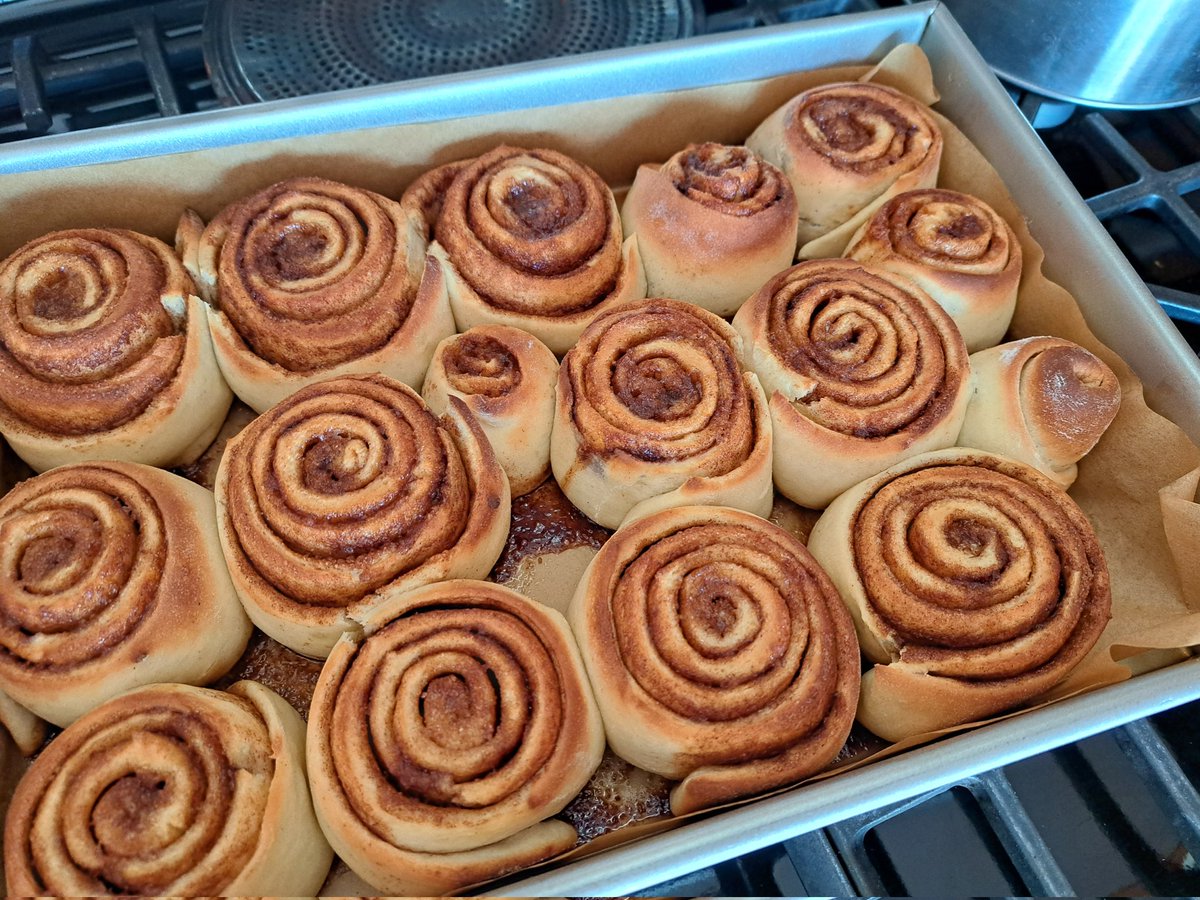 amystreasures's tweet photo. Sorry, not sorry l. Homemade from scratch cinnamon rolls.
#homemade #FromScratch #cinnamonrolls #homemadefromscratch #scratchbaking #baking #homebaking https://t.co/rQlLQotyh1