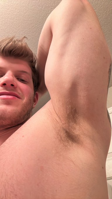 2 pic. Go on, take a whiff https://t.co/d6aCrPNVHF