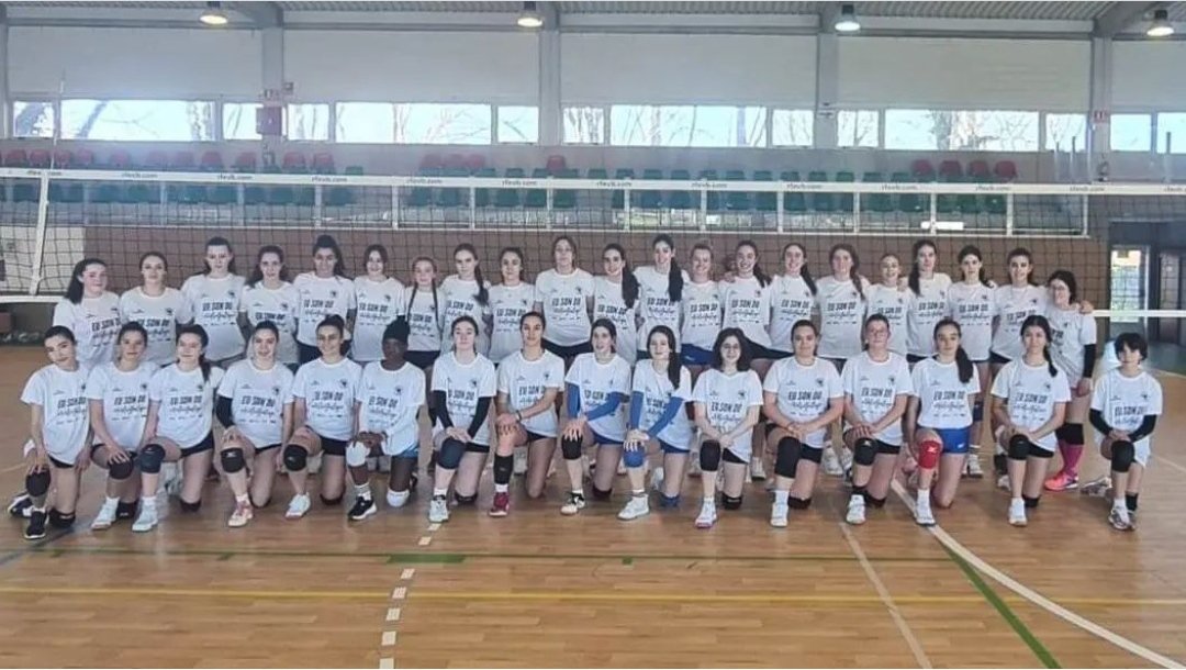cvemevelugo's tweet image. ❤️🏐
Noraboa a tod@s @s nos@s #loitadoras e #loitadores   participantes nas Xornadas de Tecnificación do #VoleiGalego celebradas esta fin de semana.
Gran traballo !!  Seguide así !!
❤️💙💪🏐

𝗔𝗥𝗘𝗡𝗔𝗟 𝗘𝗠𝗘𝗩𝗘 𝟰.𝟬
𝗩𝗜𝗩𝗘𝗢 𝗖𝗢𝗡 𝗡𝗢𝗦 ‼️
❤💙🏐💪