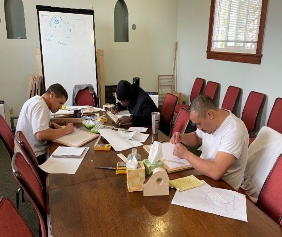 SeattlesUGM's tweet image. Learning #newskills helps guests build a foundation for the future.

Weekly, Keith teaches math to the Mission's Capitol Hill #RecoveryProgram guests.

This class is voluntary, &amp;amp; provides guests w/an insight into the field of #construction &amp;amp; opportunity to expand their minds!