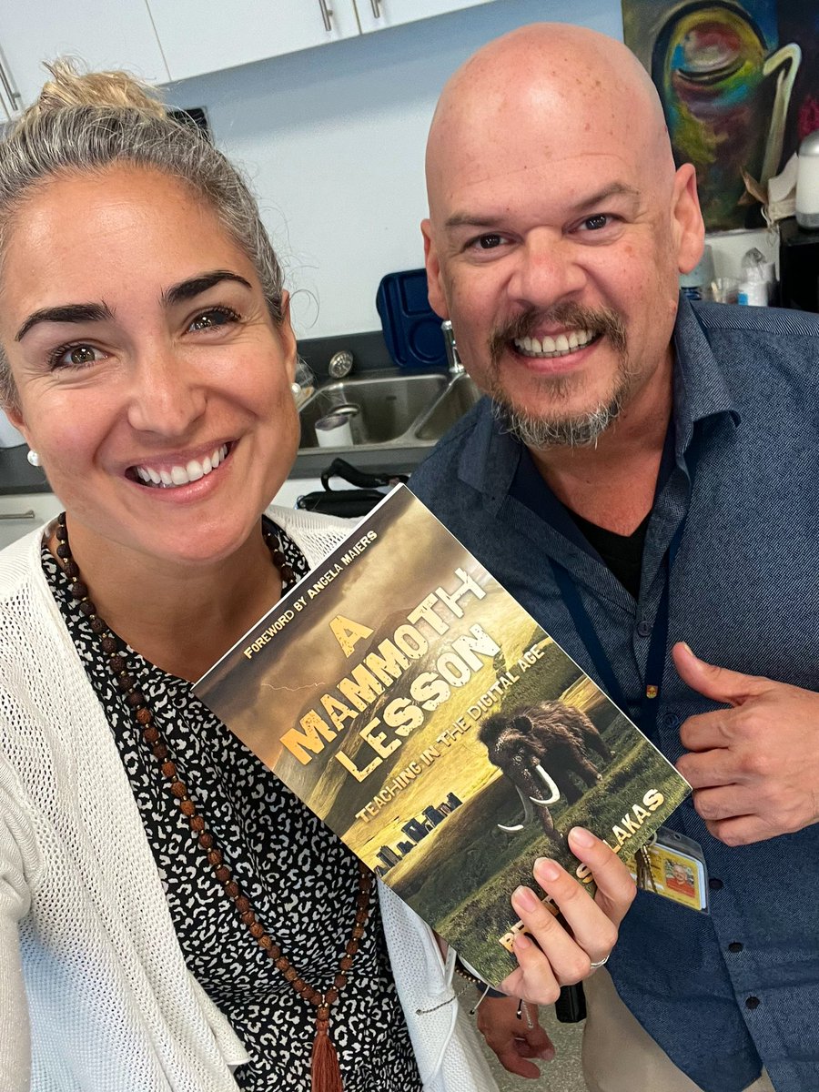 Can’t wait to get through these pages! 
#amammothLesson #BrettSalakas #digitalage <a href="/MRsalakas/">Brett Salakas</a> 🥰

How was #FETC ?
<a href="/k_shelton/">Ken Shelton</a> saw you were there too!! I miss you guys!