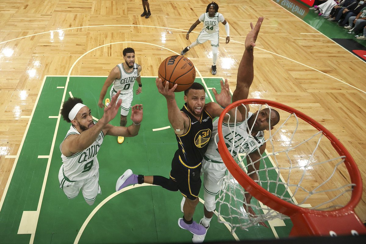 WarriorsMuse's tweet photo. Stephen Curry had 78 drives in the 2022 Finals.

He recorded 44 FGA when driving.

Total FTA as a result of ALL those drives: 2.

That is ONE shooting foul drawn.

(per https://t.co/7HusY6Lp9o) https://t.co/yzon5RftB7