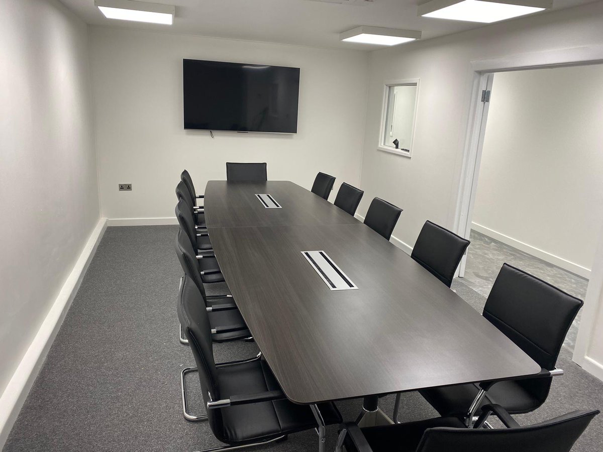 chrisbeon's tweet image. The team recently paid a visit to a #Walsallbusiness to complete a boardroom installation.
Traditional colours with #modernfittings - flip-up power #datamodules built into the #tabletop to allow those in meetings to easily plug into the modules without extension leads.