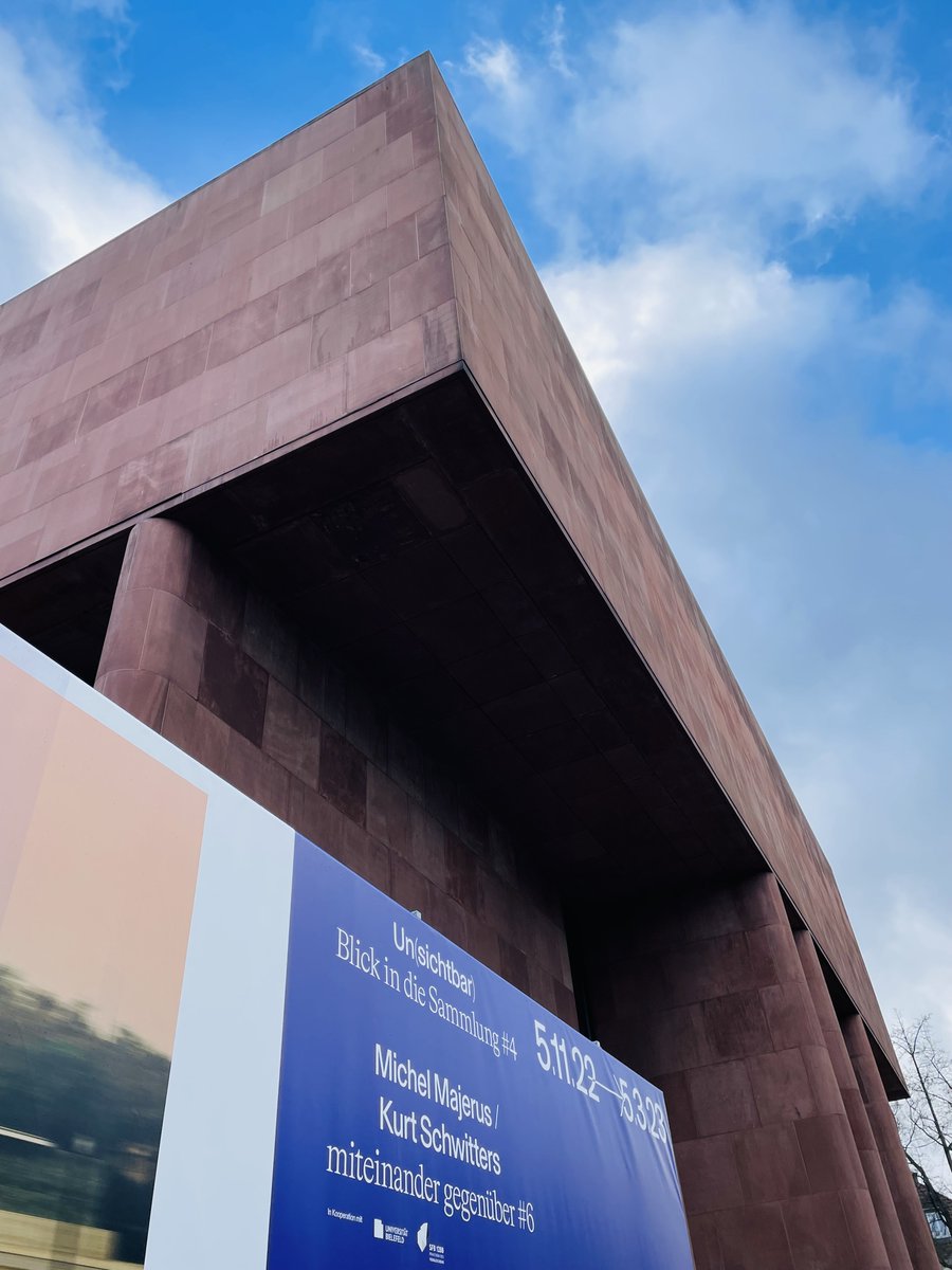 sfb_comparing's tweet photo. #Throwback
Unsere 1. "Kunstpause" im Rahmen der Reihe "miteinander gegenüber #6" @KunsthalleBi – ein #Gespräch über zwei Kunstwerke in der Mittagspause, mit #BrittaHochkirchen & #EvaMariaGillich aus dem #SFB1288.
➡️Memo: 2. #Kunstpause am 21.02.23
➡️Infos: https://t.co/GRqUdxF5fn https://t.co/PlpYBzDvoi