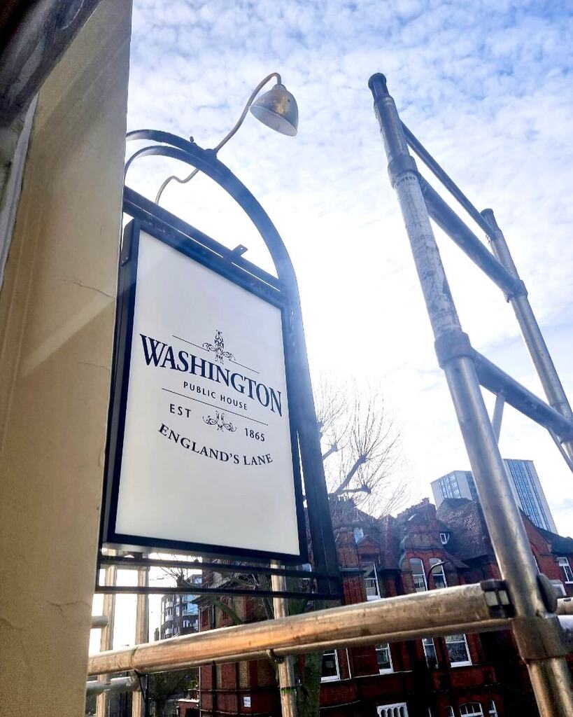 We love our new sign 🪧🖤 #loveyourlocal instagr.am/p/CoC7r1AoH-3/