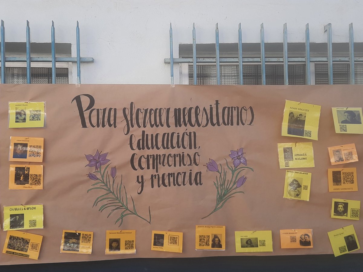 marilomm7's tweet photo. @GrupoSorollaEdu 
Un año más, un emocionante acto de conmemoración de las víctimas del Holocausto. Este curso el proyecto se ha centrado en los niños y niñas desaparecidos.
El alumnado se ha implicado elaborando Sways muy interesantes. Como siempre, gracias @carcel_amparo https://t.co/4W7mOhRfW8