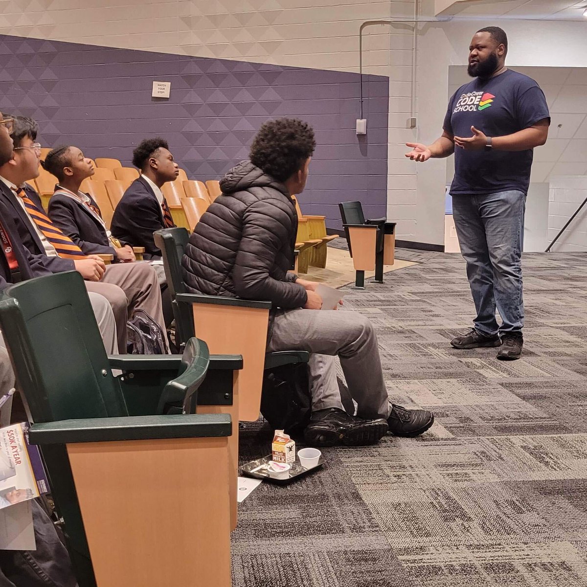 CodeSchoolMphs's tweet image. Our Code School instructor, DJ, spoke at @FreedomPrepAcad and shared his journey through college and career.
He discussed different options and paths through various tech programs, and what students can do now to plan their paths in the tech field. #GritGrindCode
