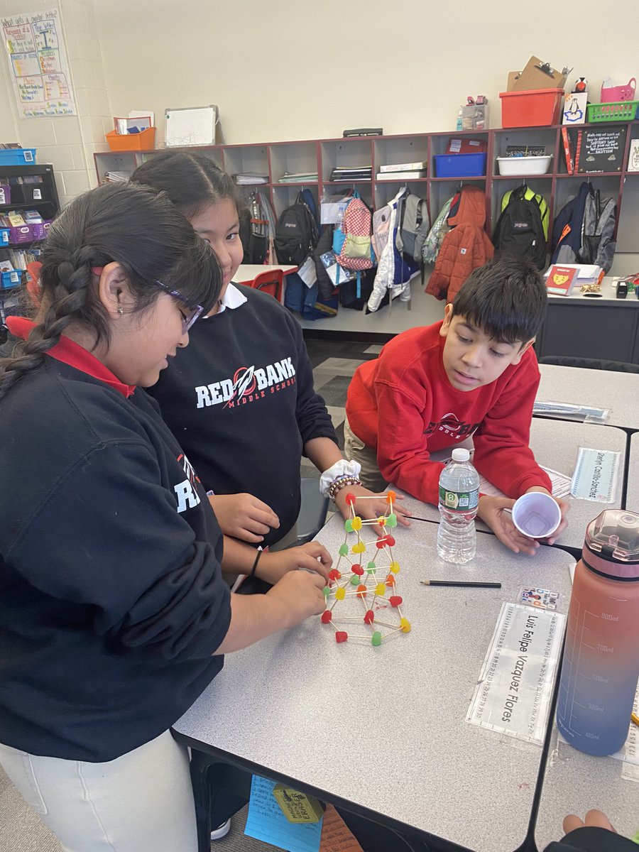 4thgrHermanFun's tweet photo. Ss in 4th grade at @rbmsROCKETS build GUMDROP TOWERS while bringing the 5 domains of giftedness to help with this design challenge!  @RedBankSup @DreamBigRB @CherylCuddihy @carlyandadam @STEMforSuccess @RBEnrichmentFun https://t.co/gIgphquwCN