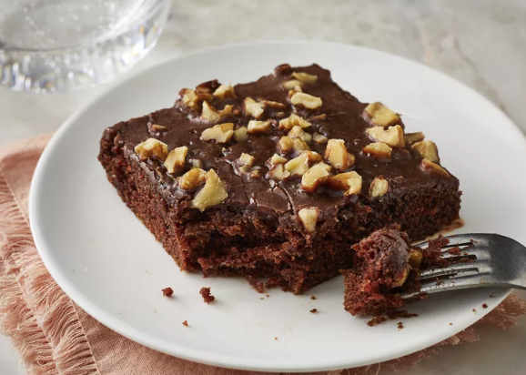 FWTXmag's tweet photo. Here’s a chocolate cake recipe sure to dazzle any dinner guest with a sweet tooth. Plus, it’s an easy bake that requires less than an hour of prep and cook time.
https://t.co/MhJRd38tH7
#sweettooth #sweettoothforever #chocolatecake #fortworthfoodie #fwtx #fwtxmag #chocoholic https://t.co/sUMfdgIFJM