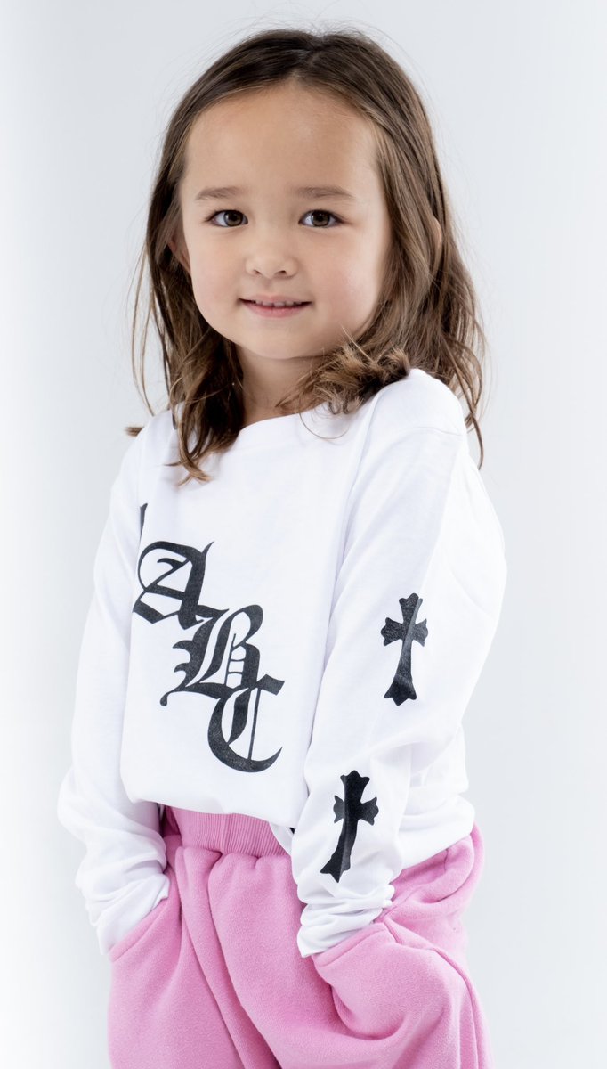 ABC_Kidswear's tweet photo. Will you be my Valentine? 😍💘💖 #abckidswear 🔗 https://t.co/MW298Begh9 https://t.co/We4Tb2H8J3