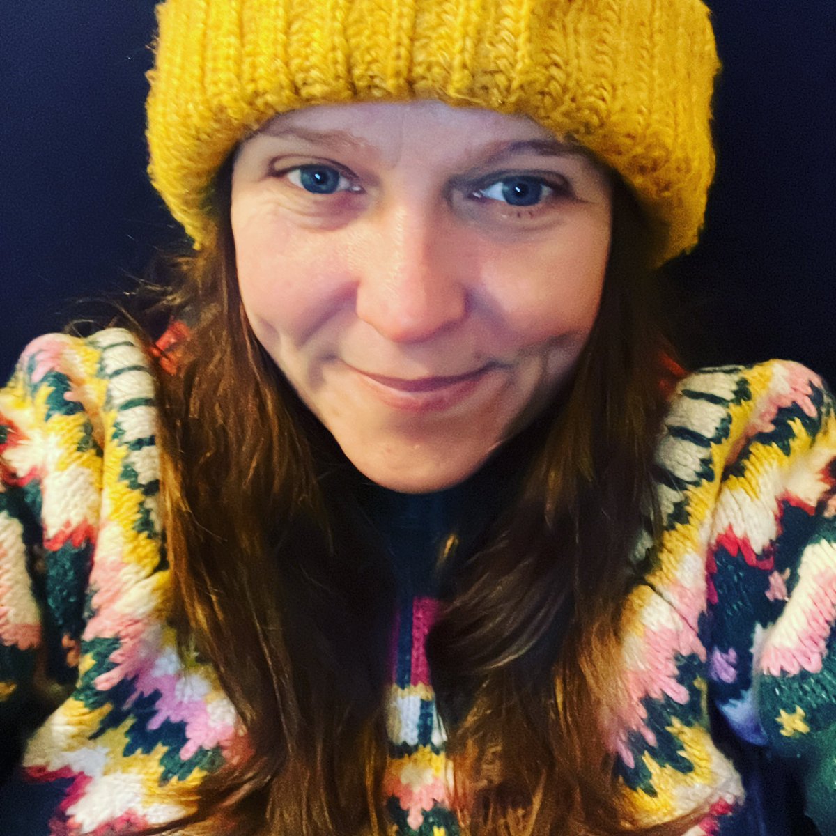 IEmmaTurner's tweet photo. Feeling #hygge after afternoon sorting the winter garden 🪴 #nomorewinterplease #garden #freshair #thatfeeling https://t.co/VSVbtQKqg8