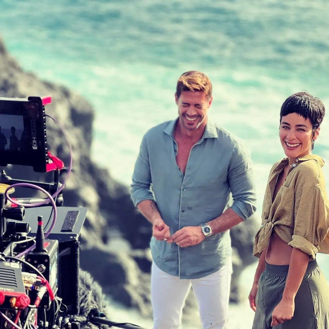 Así lucen William Levy y Esmeralda Pimentel en #Montecristo, serie de ViX Plus grabada en España en la que ambos fungen como protagonistas. <a href="/ViX/">ViX</a> <a href="/WillyLevy29/">William Levy</a> <a href="/EsmePimentel/">Esmeralda Pimentel</a>