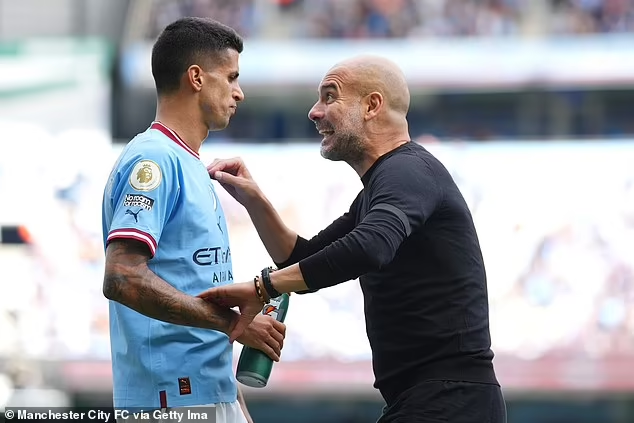 Managing_Barca's tweet photo. 🗣 @HelenaCondis to @JijantesFC: "Yesterday, Barca told us that Cancelo was almost a done deal. Mendes made Barca a promise but the player rejected the club this morning. Laporta is not very happy with the situation." [🎖️] https://t.co/1J8SULLs0F