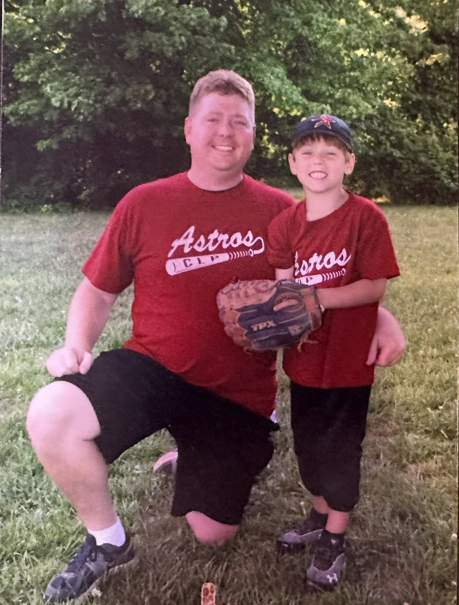 jakeelly1's tweet photo. Happy birthday to my hero, I miss u dad https://t.co/mX7CEAVi5K