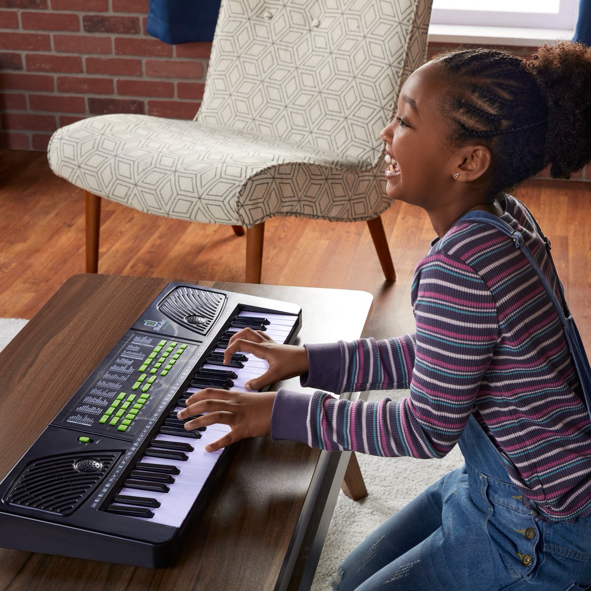 Jazwares's tweet image. Here’s to beautiful melodies and good vibes with the First Act Electronic Keyboard.. 🎹

Available Now at Walmart: links.jazwares.com/fajaz013023

#FirstAct #Jazwares
