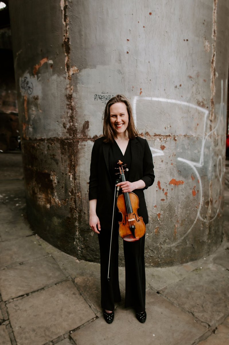 Violin virtuoso, Zoë Beyers, and strings from <a href="/EnglishSymphony/">English Symphony Orchestra</a> are at <a href="/TheMountWithout/">The Mount Without</a>  in #Bristol this Friday 3 February with classical favourites from Barber, Bartók and Britten and contemporary works by Rosalie Burrell and Caroline Shaw:
eso.co.uk/03feb23-bristo…