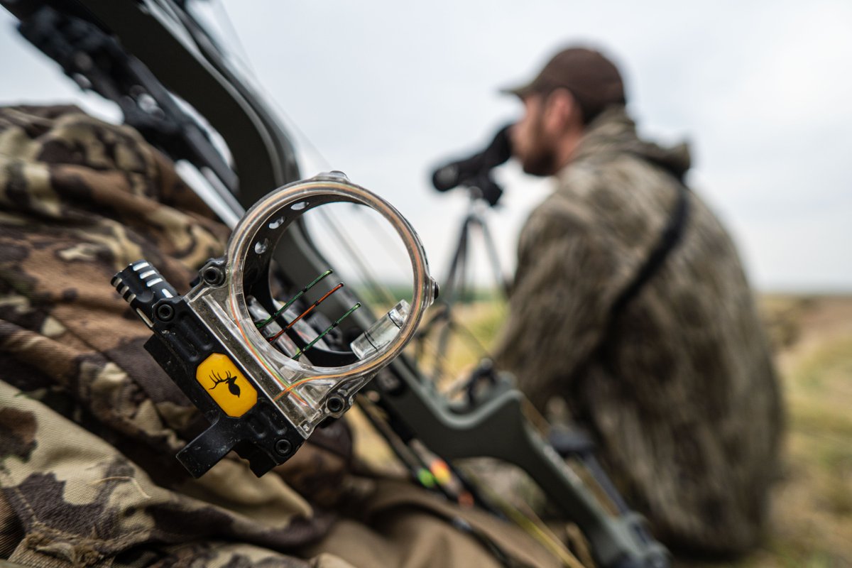 trophyridge's tweet image. With the Hotwire 3-pin sight, bowhunters get the luxury of both a fixed and floating pin sight.

#TrophyRidge #ToolsBowhuntersTrust #Hotwire #Sight #THP #TheHuntingPublic #Archery #Archer #Bow #Bowhunting #Bowhunter #Hunt #Hunting