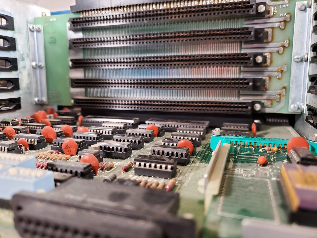 Action Retro tweet media