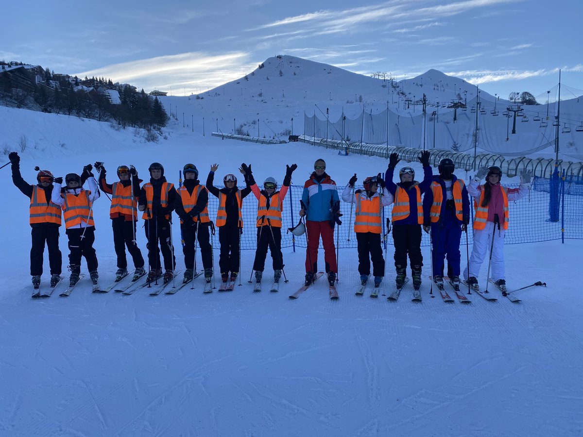 Great first day of skiing for our year 10 students. Outstanding effort and progress made by all. We are very proud of them! #TeamElfed