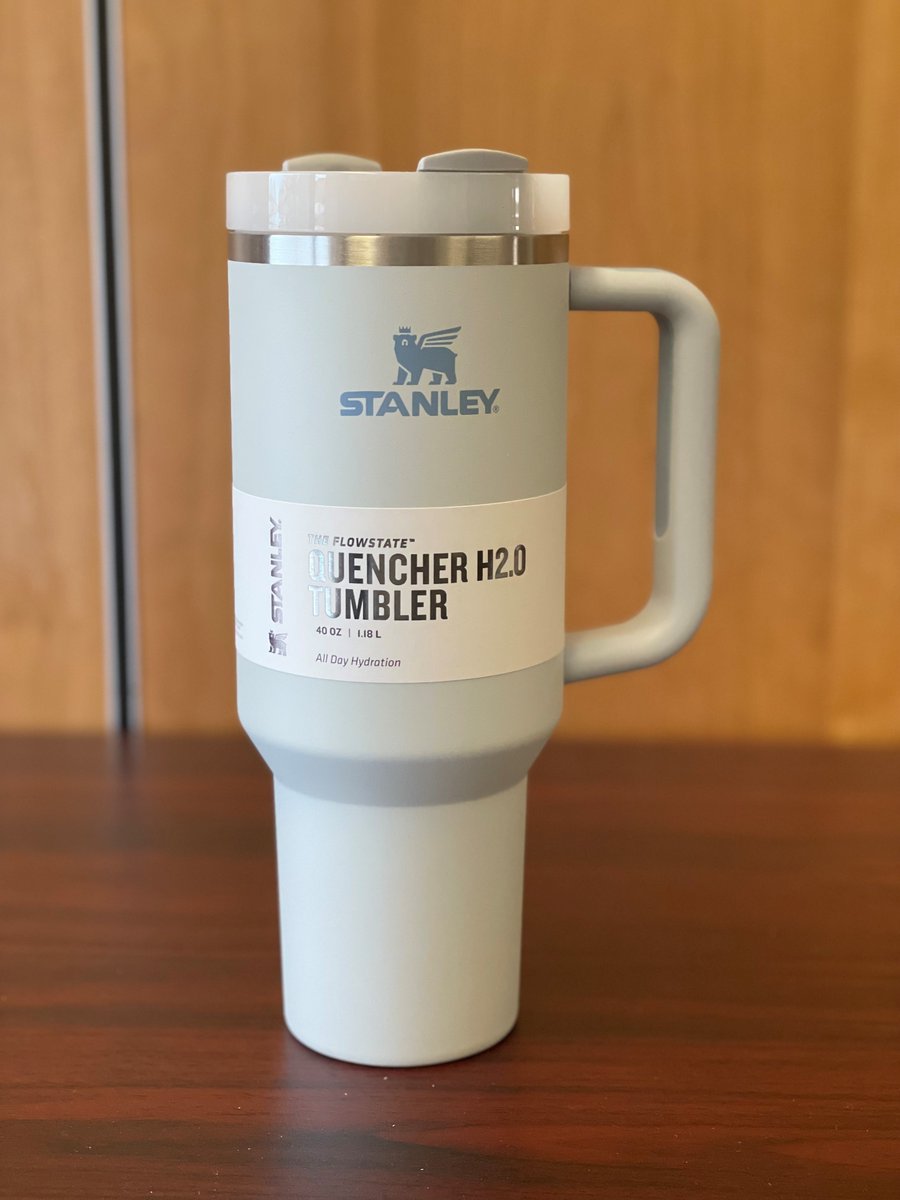 CSIKent's tweet image. Want a chance to win one of these prizes? We are raffling off a mobile Kodak printer, a Keurig Coffee Maker, a $100 Barnes &amp;amp; Noble gift card, and a Stanley cup this Thursday, Feb. 2 from 2-6 p.m. at the Student Organization Fair 🎁