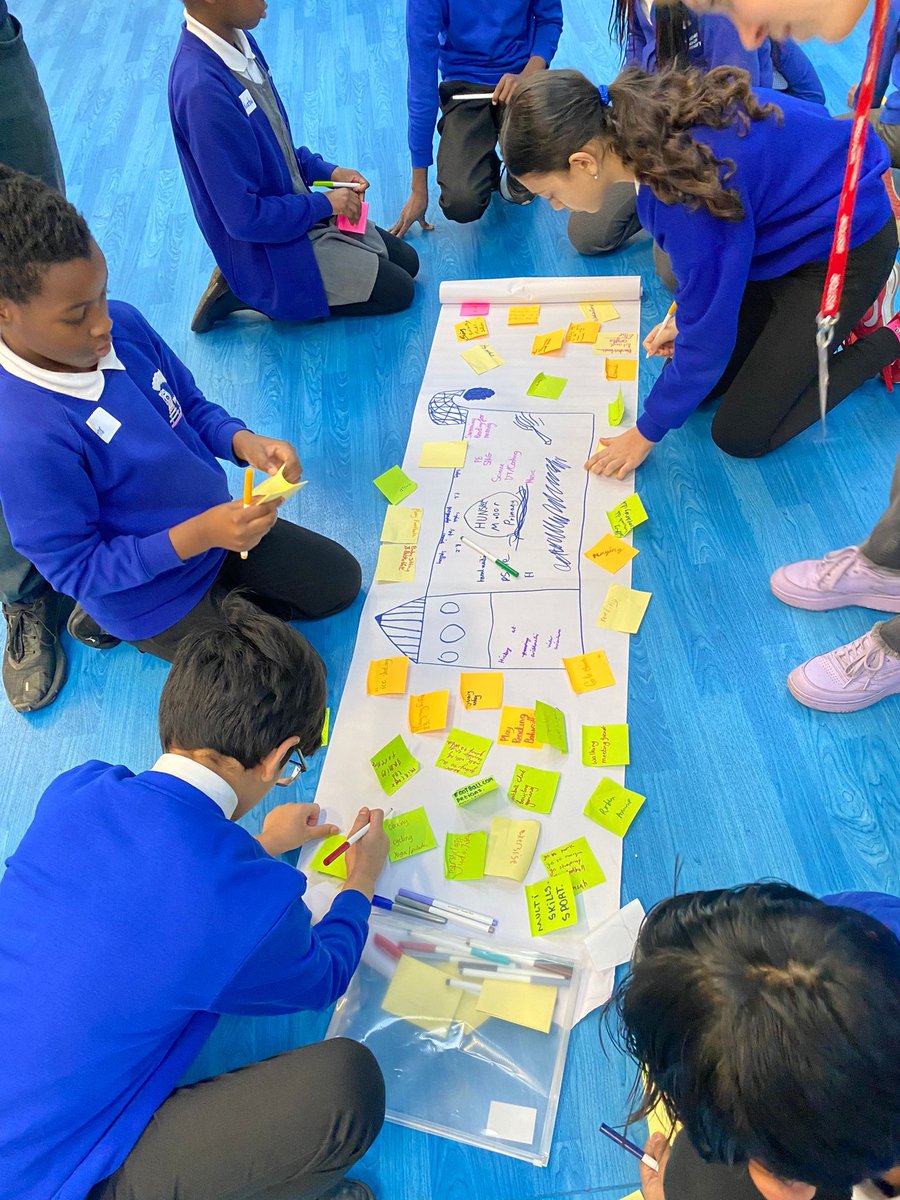 Common Wealth (@common_wealthhq) on Twitter photo #OfftheCurriculum! A big brilliant day at Hunslet Moor Primary w <a href="/leeds2023/">이동섭</a> ! Exploring what, why and how we learn at school and looking at big questions - a child led curriculum. All delivered by the amazing <a href="/saimurai/">Sai Murray</a> <a href="/mcquade_may/">May McQuade</a> joined by <a href="/CFrancisSlater/">Clare Francis-Slater</a> 💙 #OfftheCurriculum! A big brilliant day at Hunslet Moor Primary w <a href="/leeds2023/">이동섭</a> ! Exploring what, why and how we learn at school and looking at big questions - a child led curriculum. All delivered by the amazing <a href="/saimurai/">Sai Murray</a> <a href="/mcquade_may/">May McQuade</a> joined by <a href="/CFrancisSlater/">Clare Francis-Slater</a> 💙