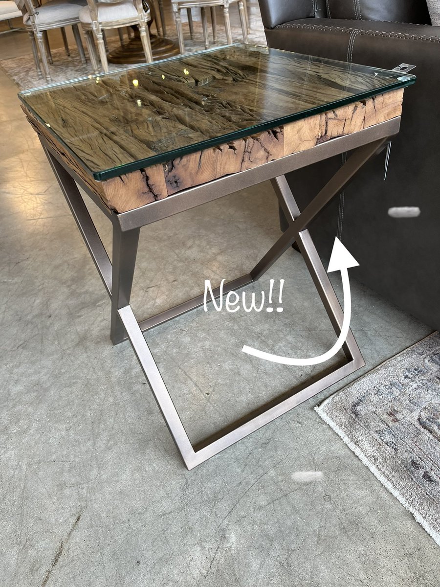UrbanHomeMarket's tweet photo. New, new, new! https://t.co/zQksUYwYkM
