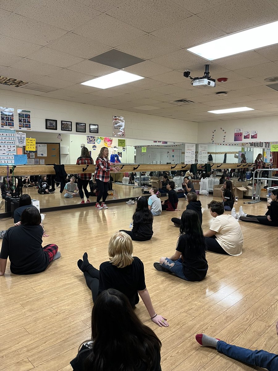 Mrs. Williams from <a href="/HaysHighstepper/">Hays Highsteppers</a> is here talking about high school dance and teaching a fun hip hop lesson! <a href="/HaysFineArts/">Hays CISD Fine Arts</a> <a href="/Hays_Hawks/">Hays High School</a>