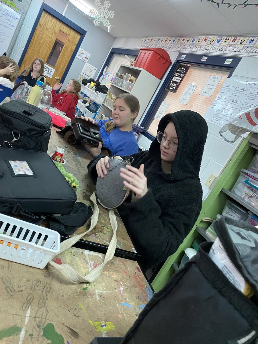 Amy S. Hanson PhD tweet media