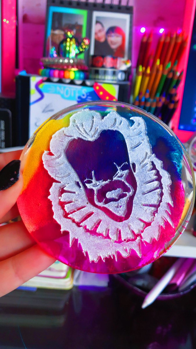 ctrlaltcassie's tweet image. Just found these horror coasters while packing!! For a little extra incentive I’ll include one coaster with every outgoing book order this week until I run out! Get a book from my shop &amp;amp; you’ll get one of these spooky cuties, too!! 

Currently have 2 Pennywise, 2 Freddy, 1 Jason